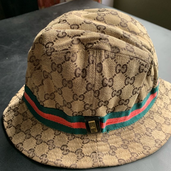 gucci bucket hat price